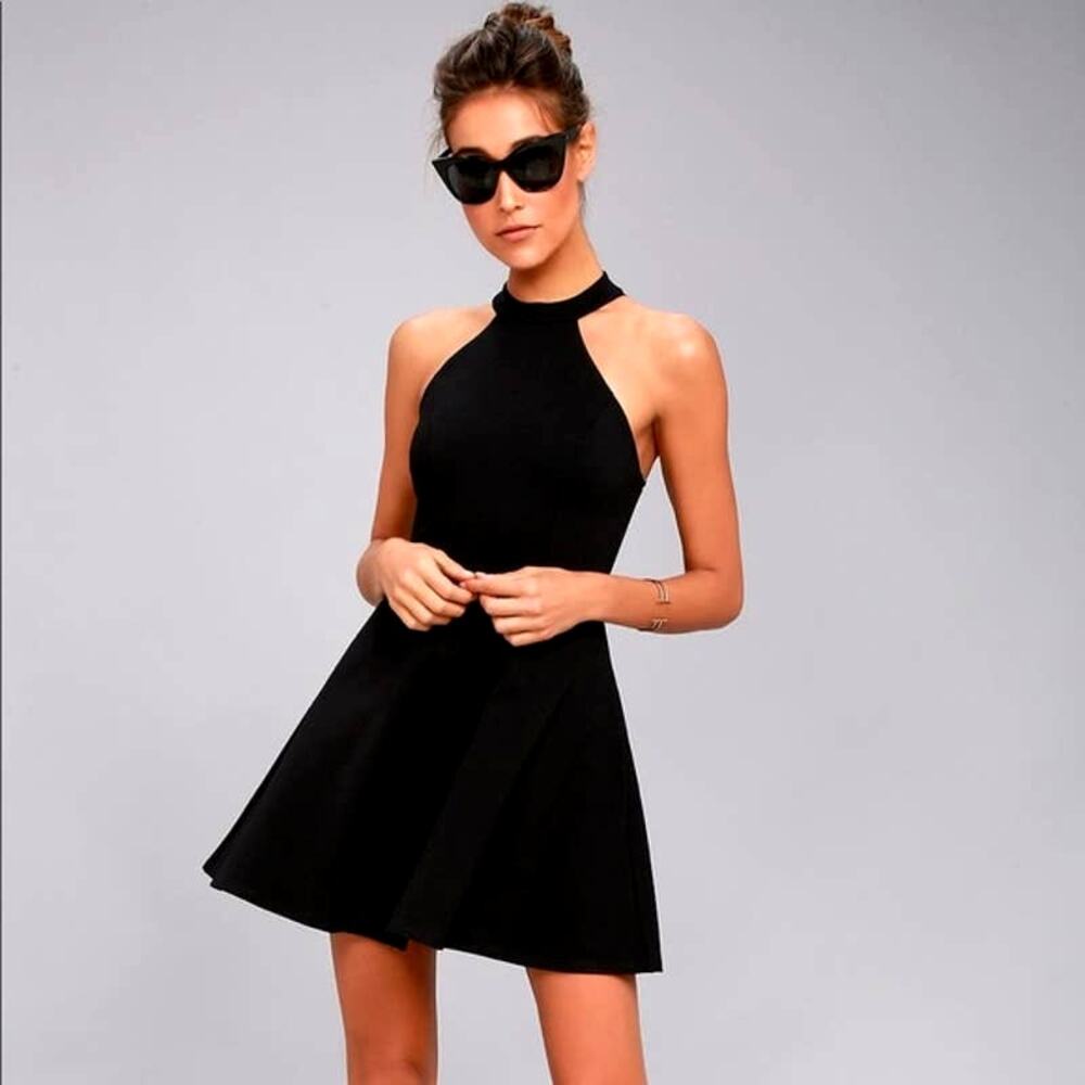 Lulus Hometown Girl Black Lace Skater Dress Size Medium